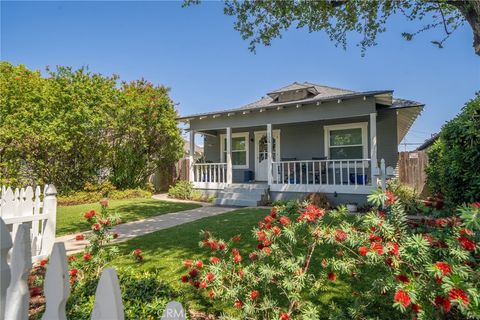 Photo of 124 N Vista Bonita Avenue, Glendora, CA 91741 (MLS # CV26082174)