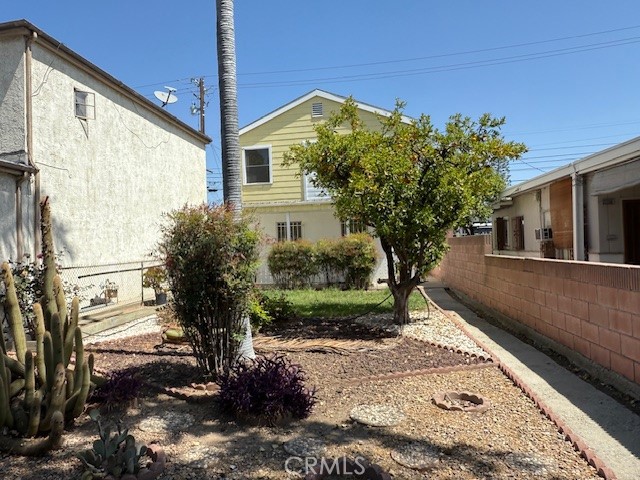 2208 W Olympic Boulevard