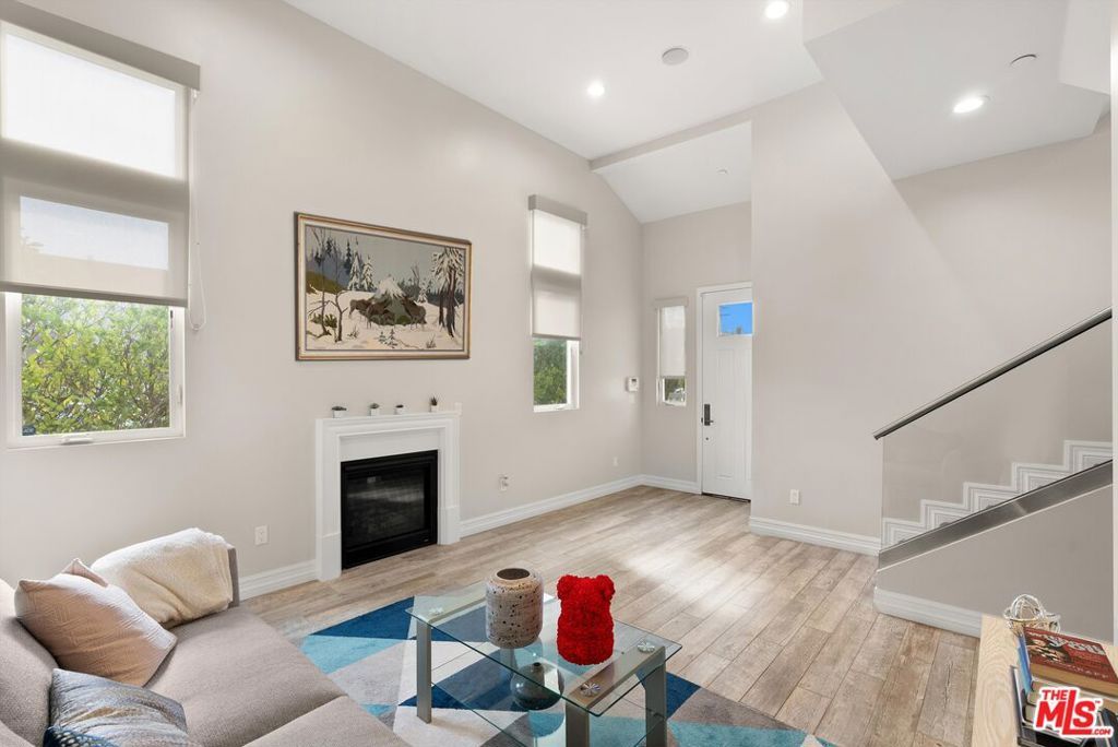 listing image 130723095735251944764