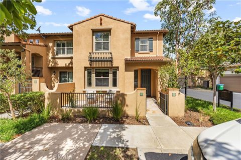 Photo of 66 Hedge Bloom, Irvine, CA 92618 (MLS # OC26041990)