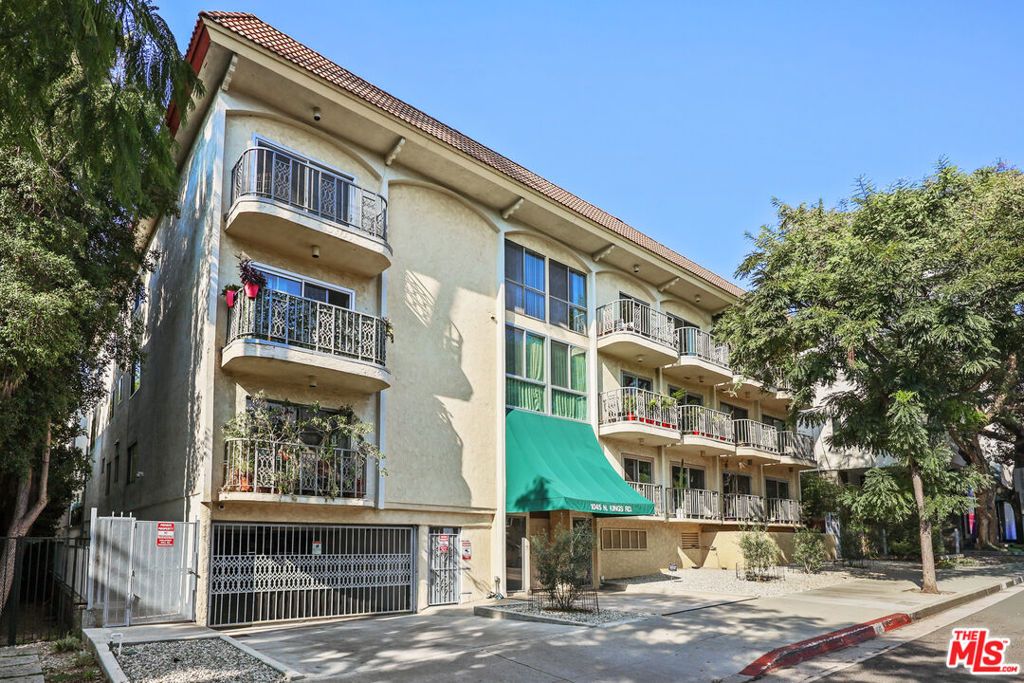 Photo of 1045 N Kings Road #108, West Hollywood, CA 90069 (MLS # 26644835)