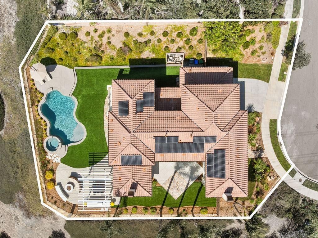 6951 Amber Lane