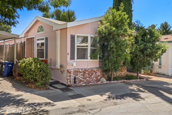 4201 Topanga Canyon Boulevard 40