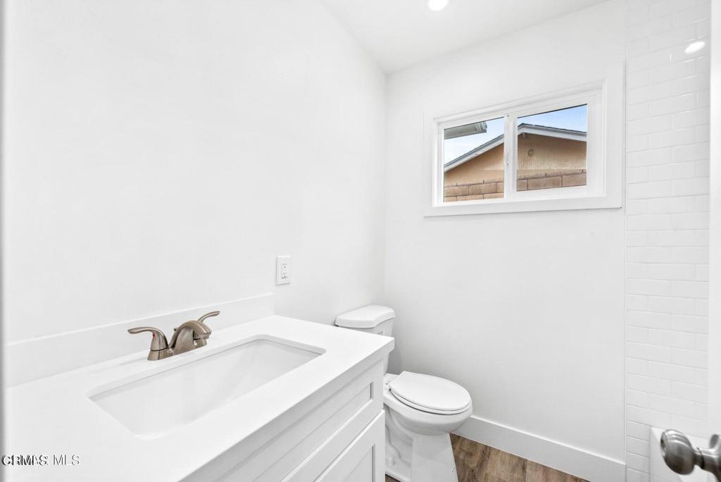 Conejo Country Homes-500 - Residential Lease