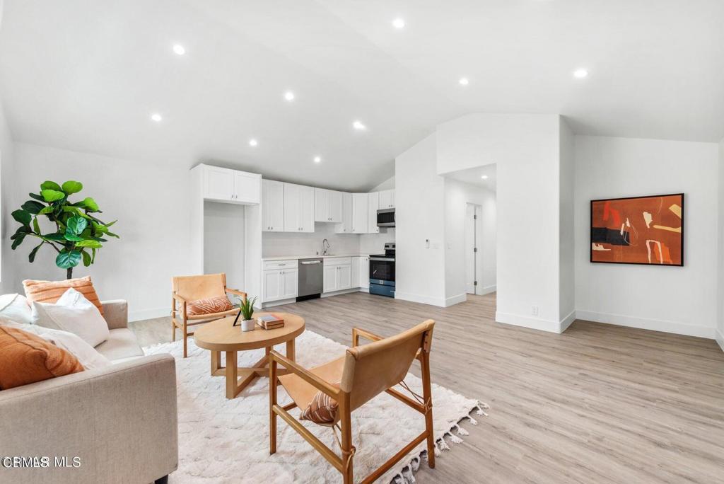 Conejo Country Homes-500 - Residential Lease