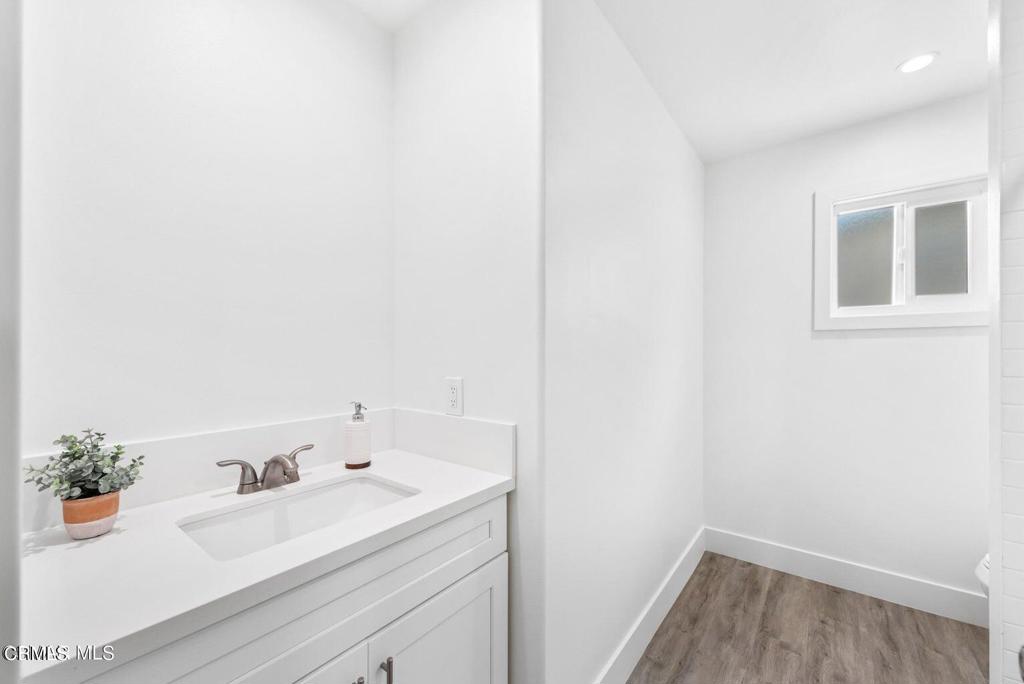 Conejo Country Homes-500 - Residential Lease