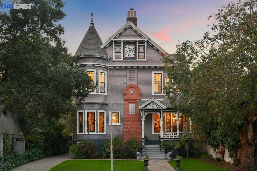 listing image 130722324291856500234