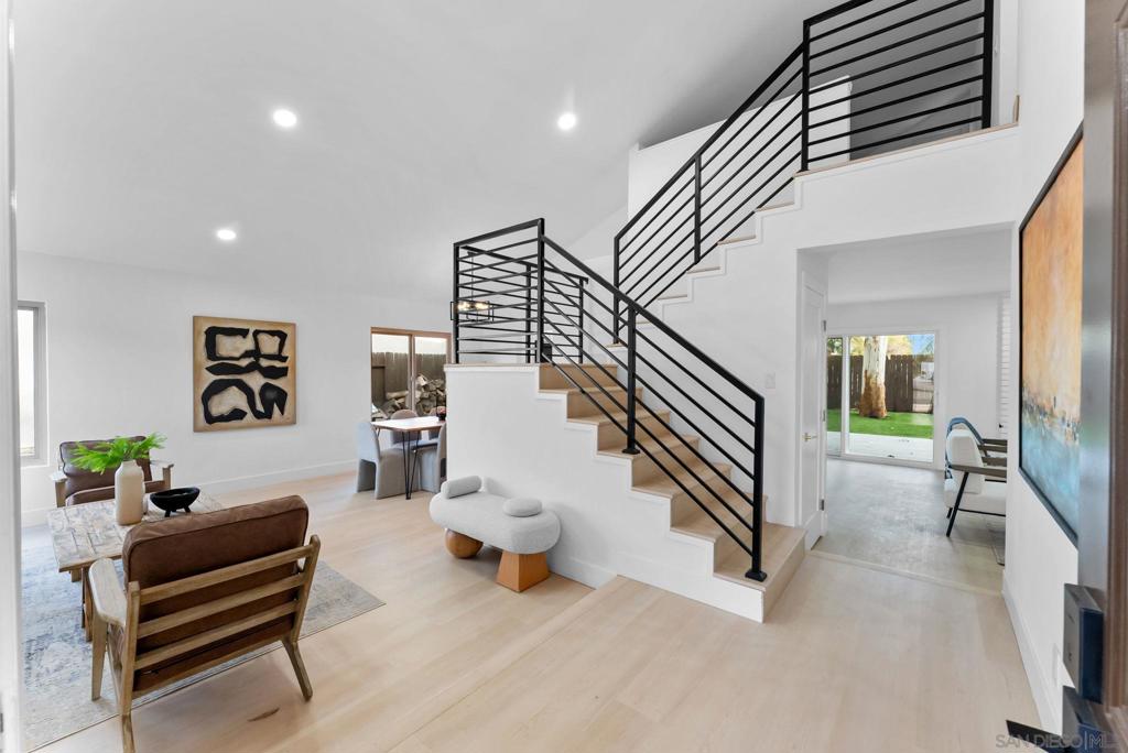 1215 Armstrong Circle