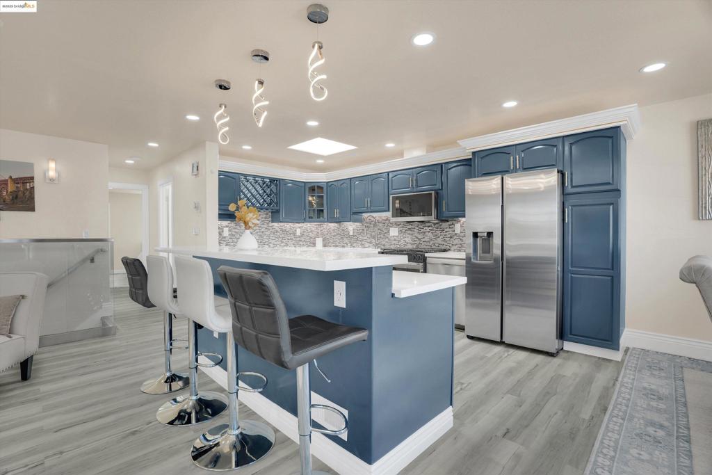 BAYVIEW - Residential