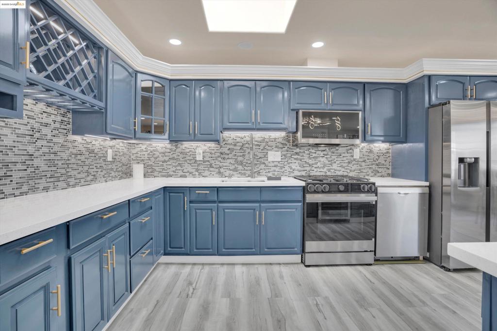 BAYVIEW - Residential