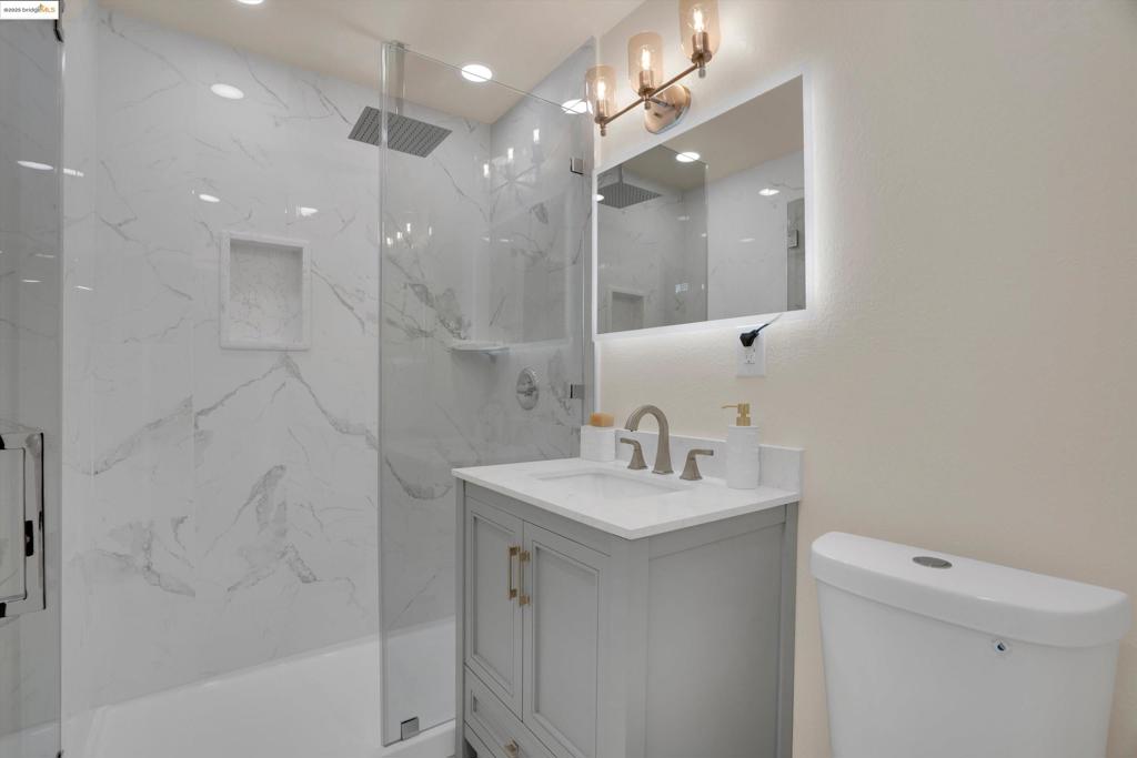 BAYVIEW - Residential