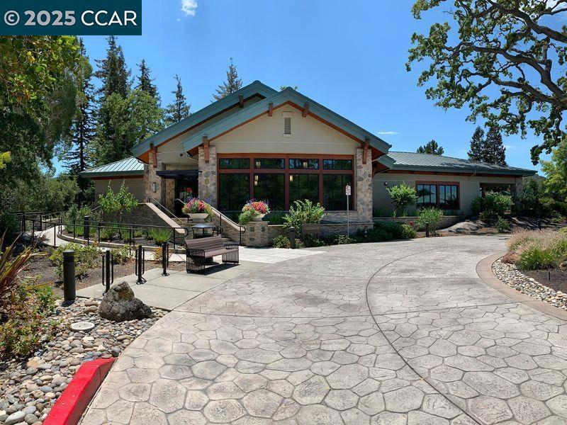 ROSSMOOR - Residential