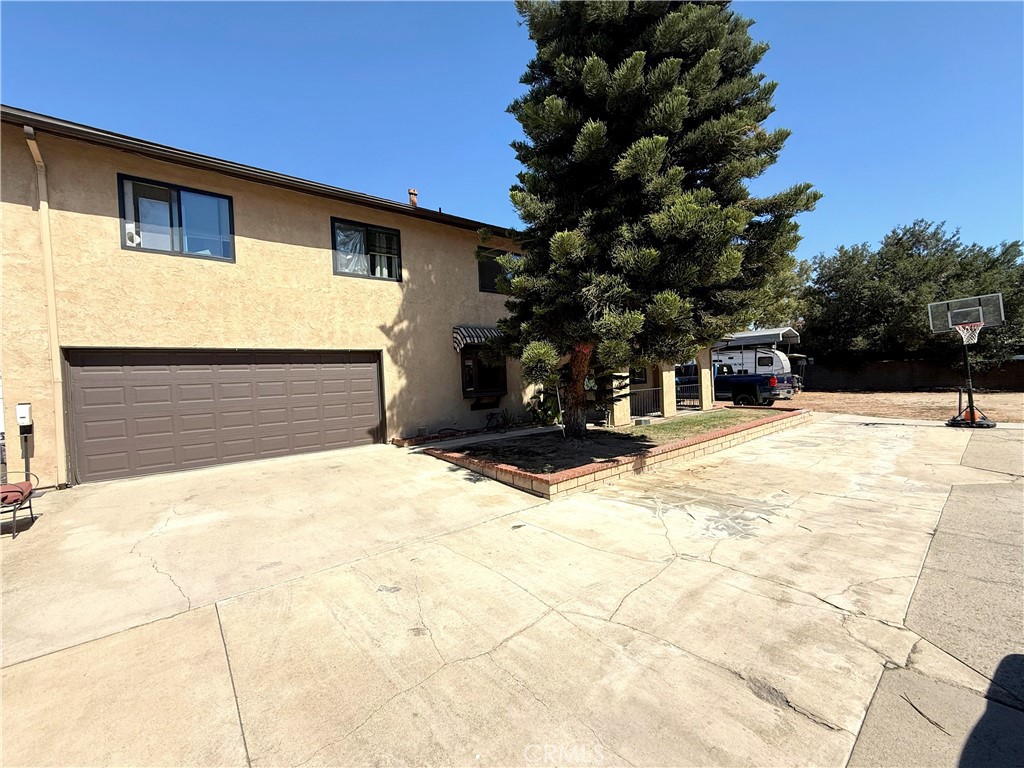 608 E Juanita Avenue