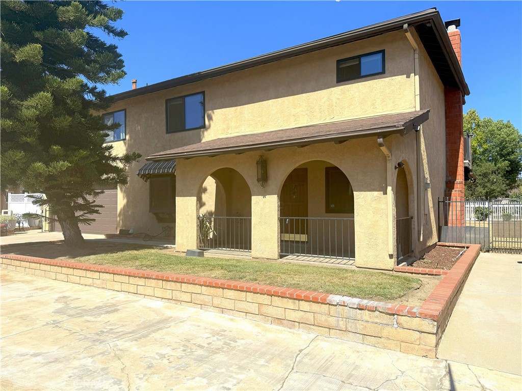 608 E Juanita Avenue
