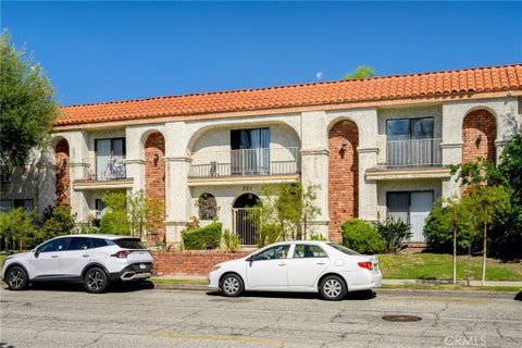 Photo of 521 E Lomita Avenue #205, Glendale, CA 91205 (MLS # GD26212951)