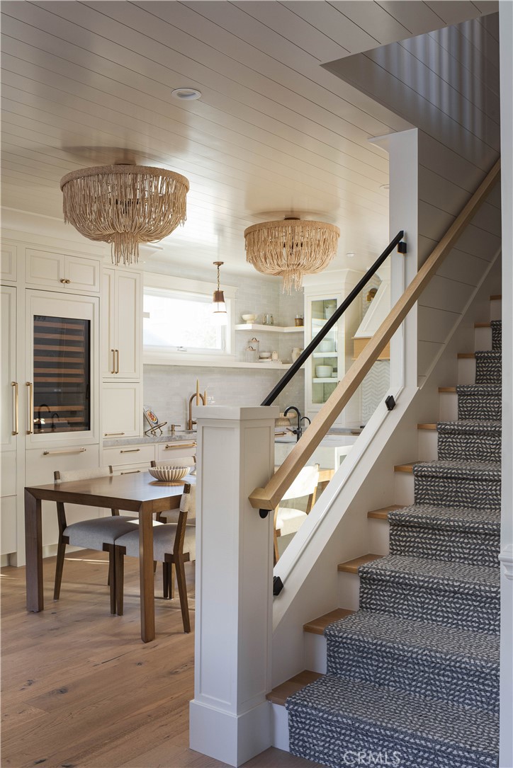 Corona del Mar North of PCH (CNHW) - Residential