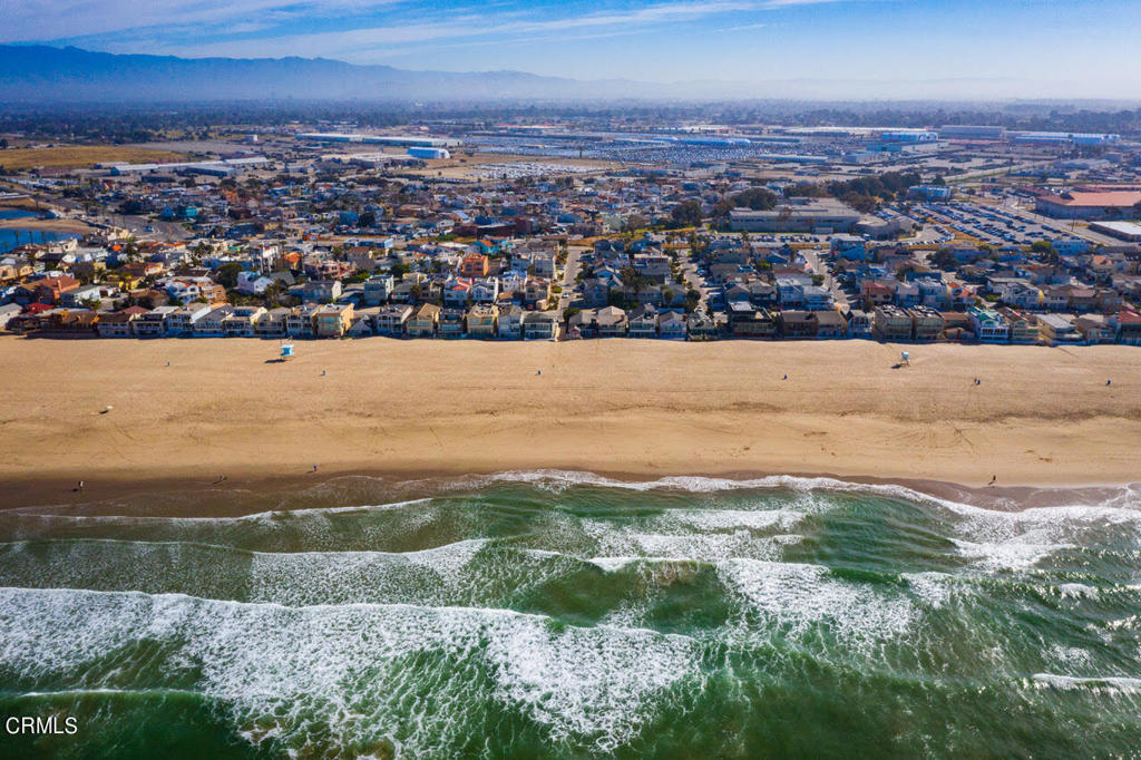 Oxnard, California, 93035, United States, 4 Bedrooms Bedrooms, ,3 BathroomsBathrooms,Residential,Active,2031789