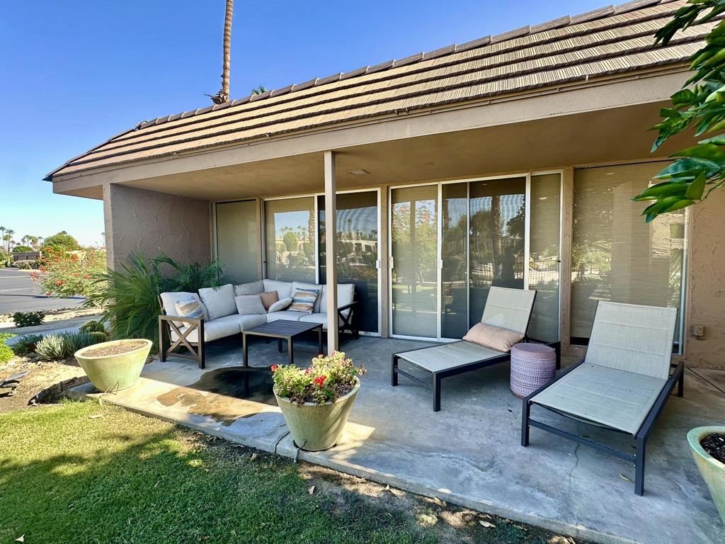 Indian Wells C.C. - Residential Lease