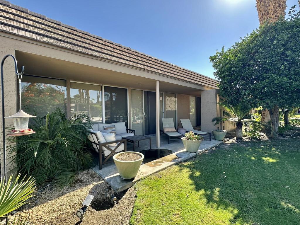 Indian Wells C.C. - Residential Lease