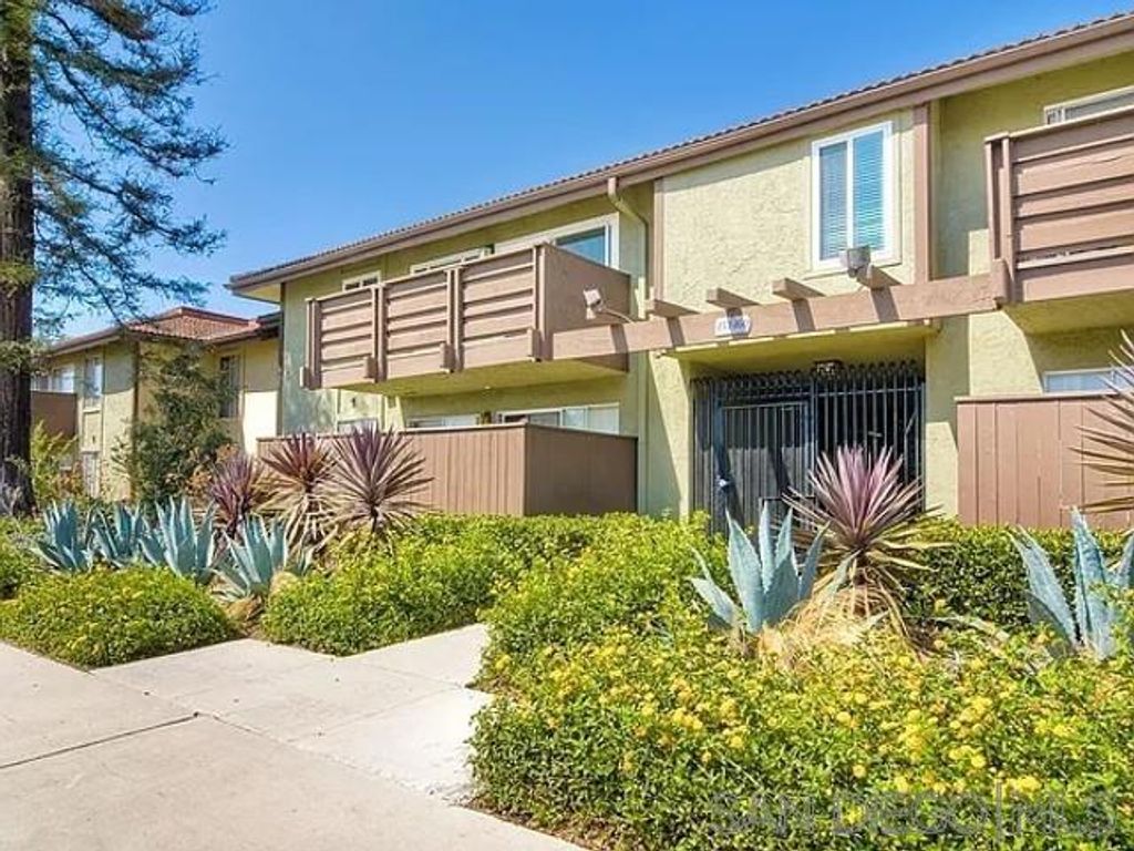 Photo of 615 Fredricks Ave Ave #156, Oceanside, CA 92058 (MLS # 250042215SD)