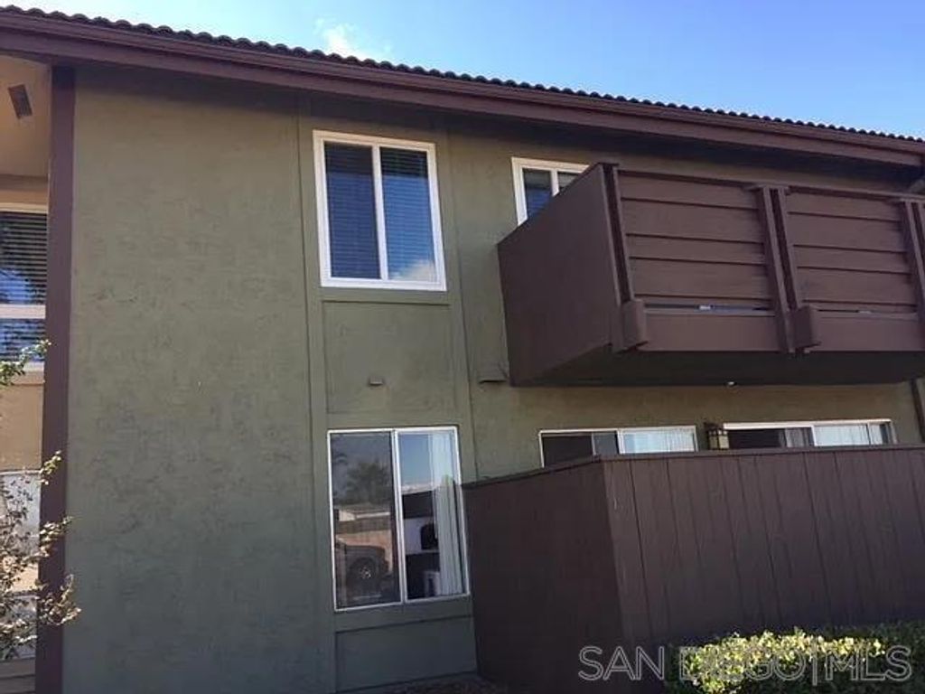 Photo of 615 Fredricks Ave Ave #156, Oceanside, CA 92058 (MLS # 250042215SD)