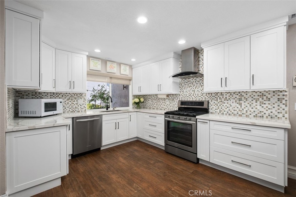 Quissett Bay (QB) - Residential