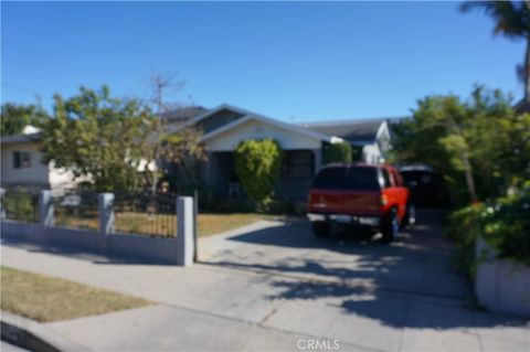 Photo of 12526 Menlo Ave Ave, Hawthorne, CA 90250 (MLS # IN26010743)