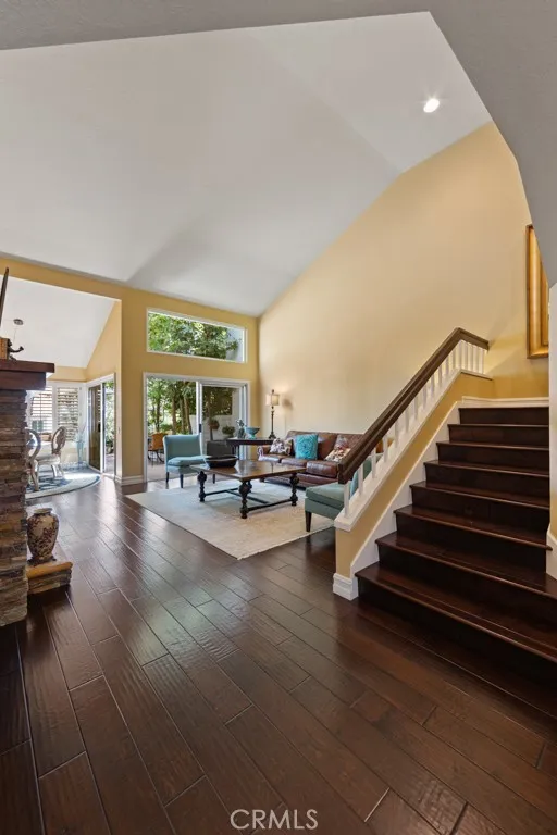 Irvine, California 92612, United States, 3 Bedrooms Bedrooms, ,3 BathroomsBathrooms,Residential,Active,110113