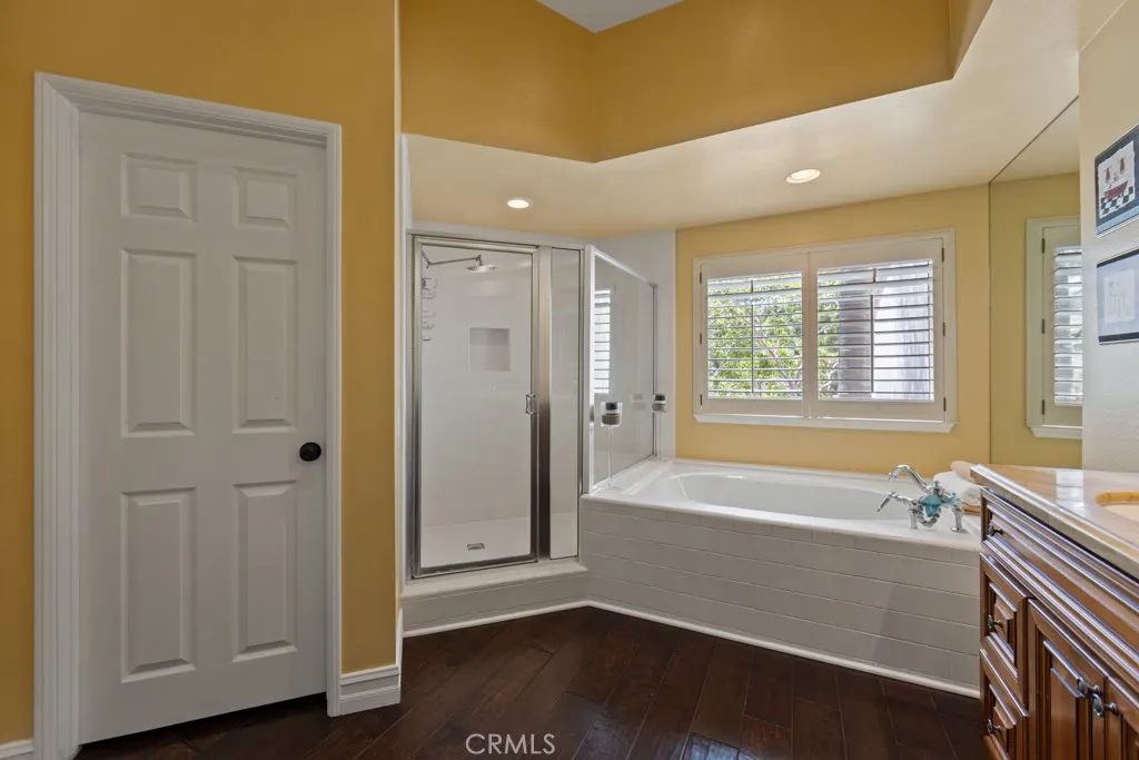 Irvine, California 92612, United States, 3 Bedrooms Bedrooms, ,3 BathroomsBathrooms,Residential,Active,110113