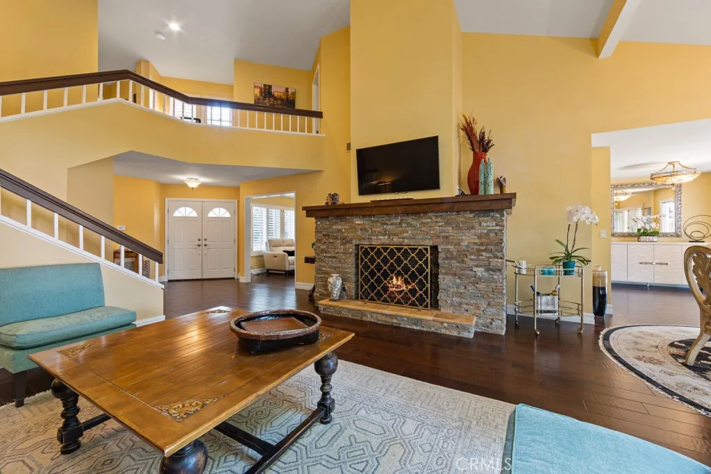 Irvine, California 92612, United States, 3 Bedrooms Bedrooms, ,3 BathroomsBathrooms,Residential,Active,110113