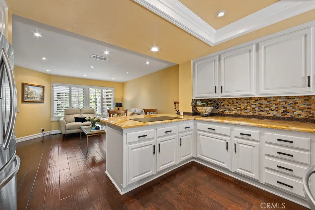 Irvine, California 92612, United States, 3 Bedrooms Bedrooms, ,3 BathroomsBathrooms,Residential,Active,110113