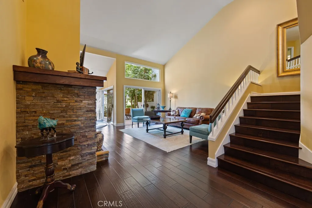 Irvine, California 92612, United States, 3 Bedrooms Bedrooms, ,3 BathroomsBathrooms,Residential,Active,110113