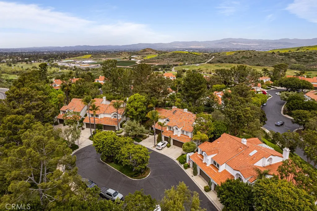 Irvine, California 92612, United States, 3 Bedrooms Bedrooms, ,3 BathroomsBathrooms,Residential,Active,110113