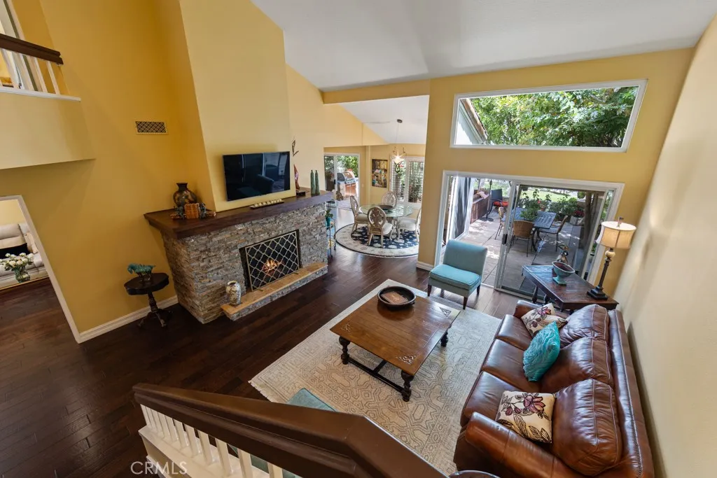 Irvine, California 92612, United States, 3 Bedrooms Bedrooms, ,3 BathroomsBathrooms,Residential,Active,110113