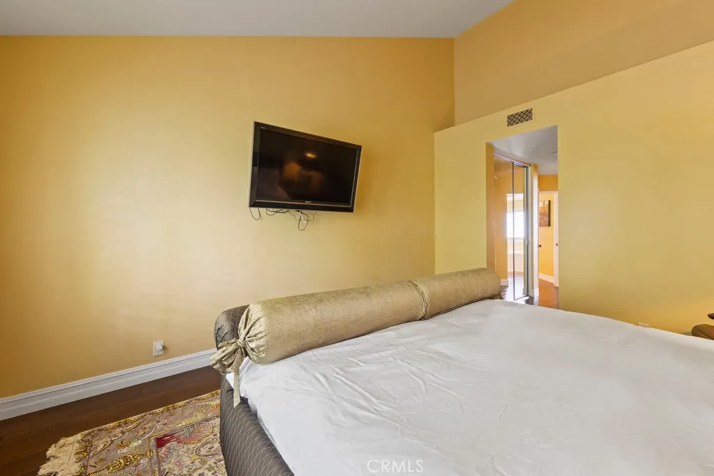 Irvine, California 92612, United States, 3 Bedrooms Bedrooms, ,3 BathroomsBathrooms,Residential,Active,110113