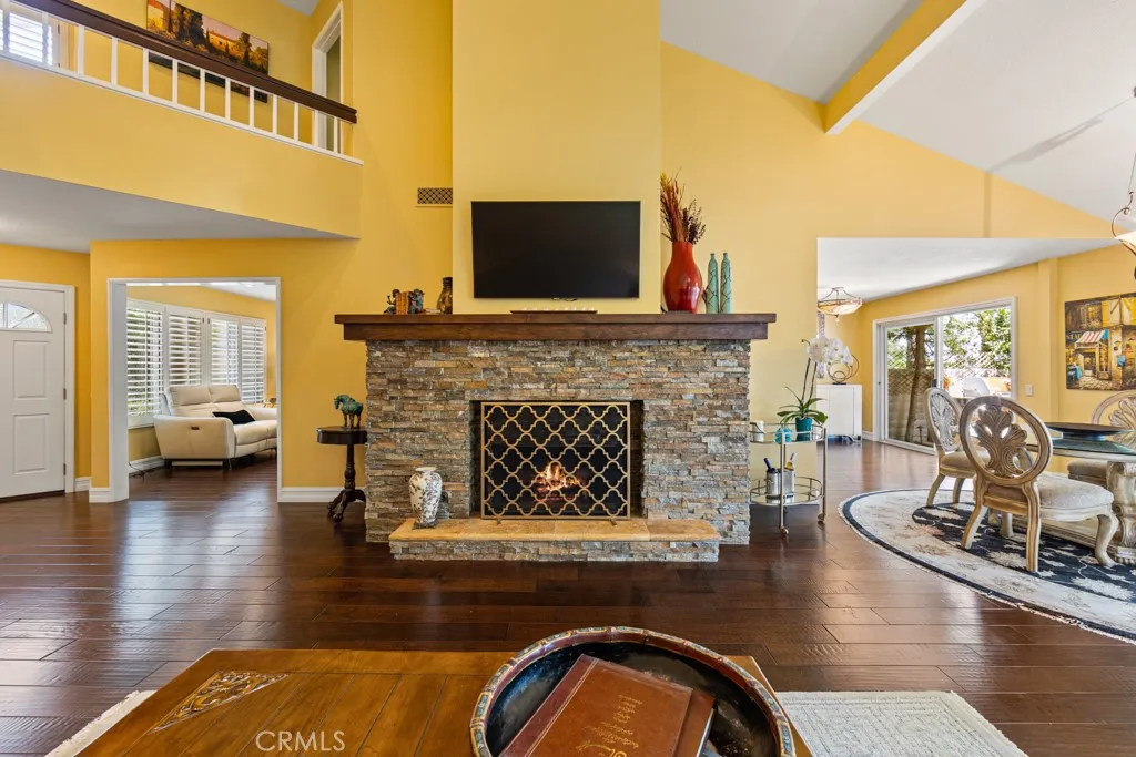 Irvine, California 92612, United States, 3 Bedrooms Bedrooms, ,3 BathroomsBathrooms,Residential,Active,110113