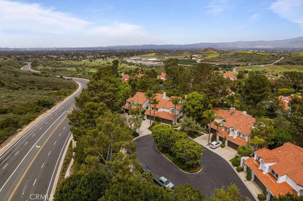 Irvine, California 92612, United States, 3 Bedrooms Bedrooms, ,3 BathroomsBathrooms,Residential,Active,110113