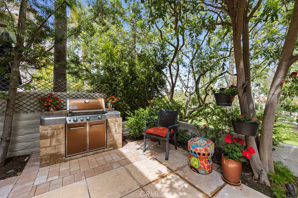 Irvine, California 92612, United States, 3 Bedrooms Bedrooms, ,3 BathroomsBathrooms,Residential,Active,110113