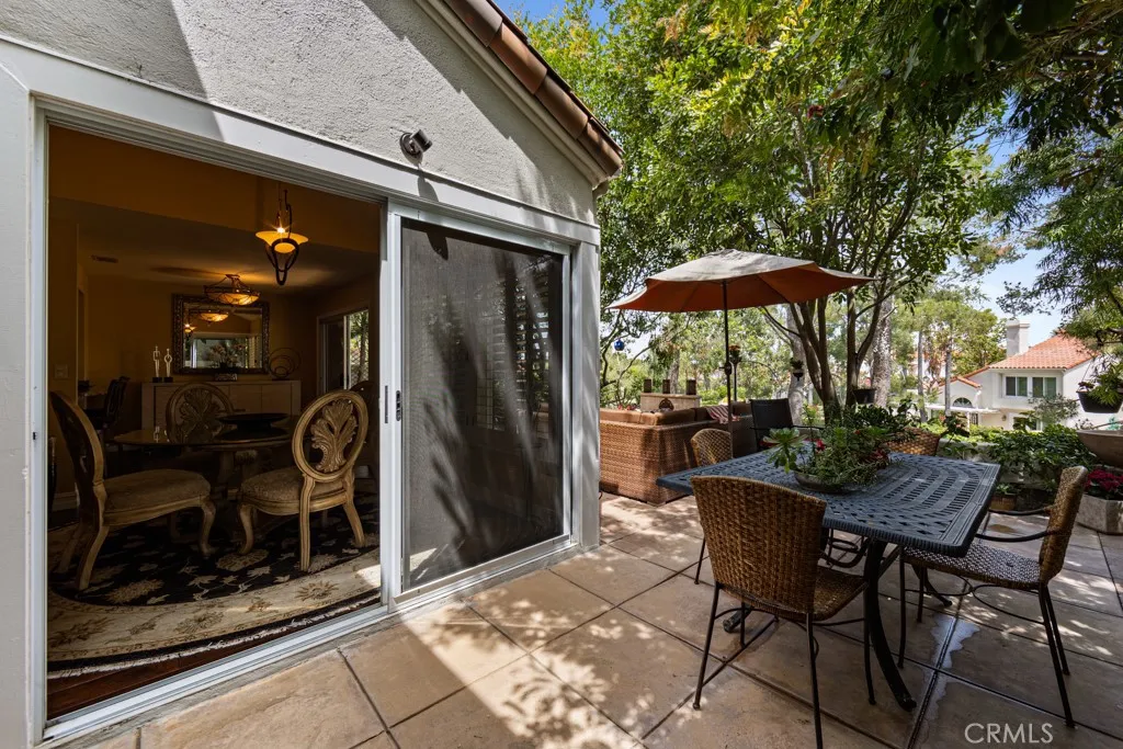 Irvine, California 92612, United States, 3 Bedrooms Bedrooms, ,3 BathroomsBathrooms,Residential,Active,110113