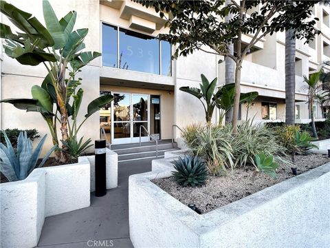 Photo of 535 Magnolia Avenue #211, Long Beach, CA 90802 (MLS # RS26066584)