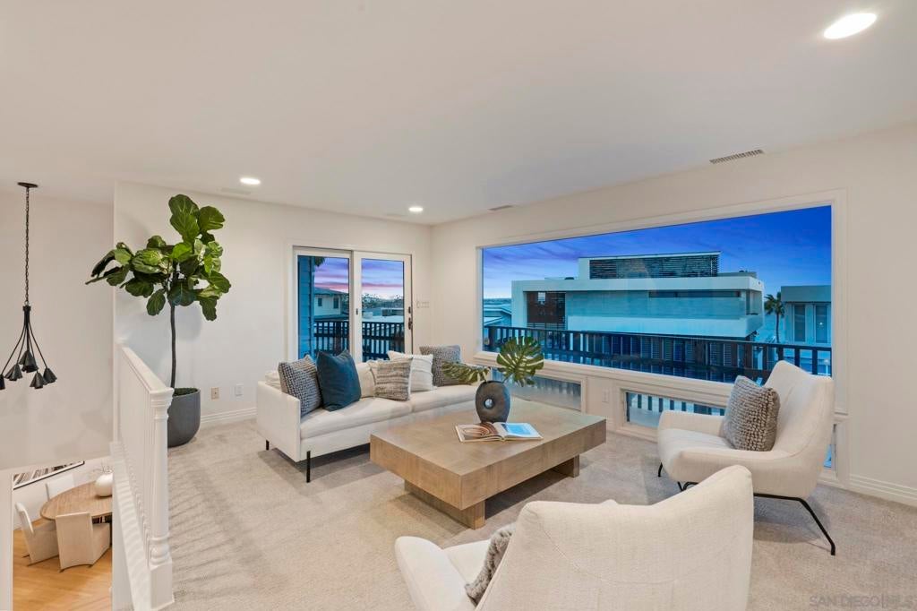 312 Sea Ridge Drive
