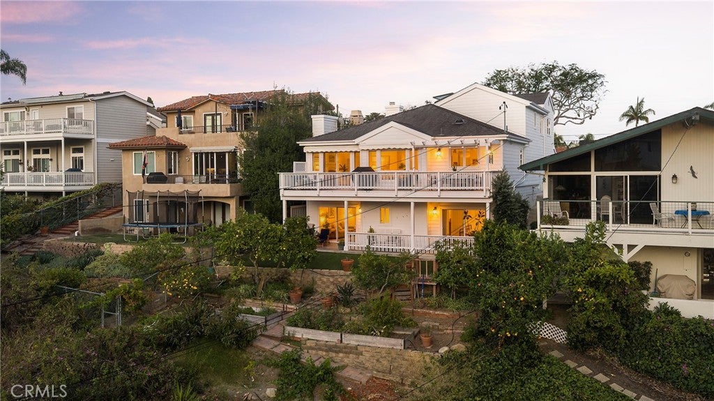 150 W Avenida San Antonio