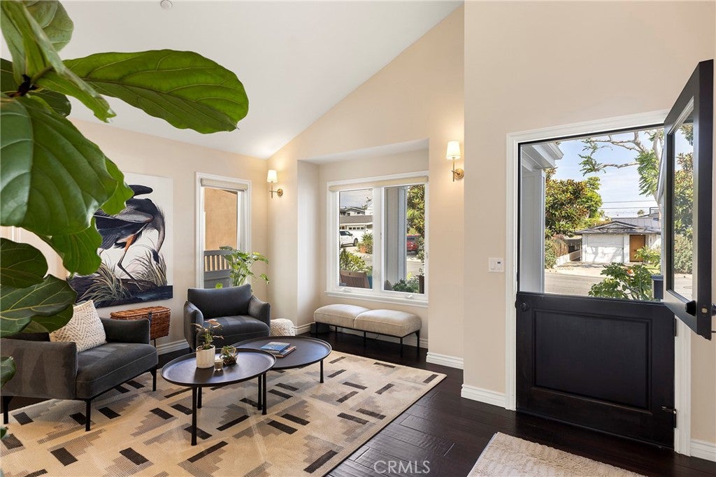 150 W Avenida San Antonio