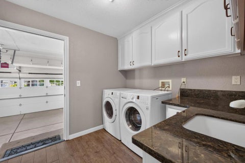 Tiny photo for 1035 Stonegate Court, Morgan Hill, CA 95037 (MLS # ML82054925)