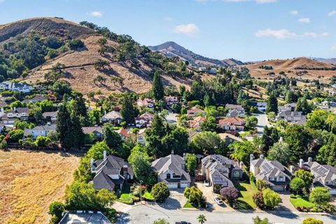 Tiny photo for 1035 Stonegate Court, Morgan Hill, CA 95037 (MLS # ML82054925)