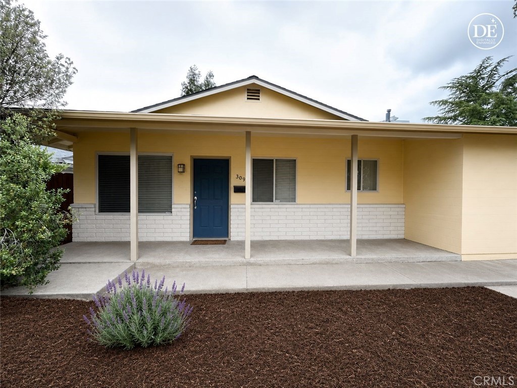 309 Camino Lobo