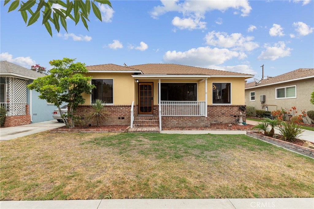 6017 Greenmeadow Road