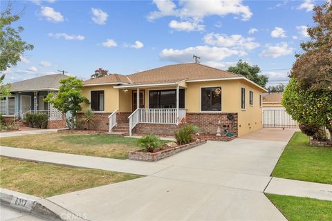 6017 Greenmeadow Road Lakewood CA 90713