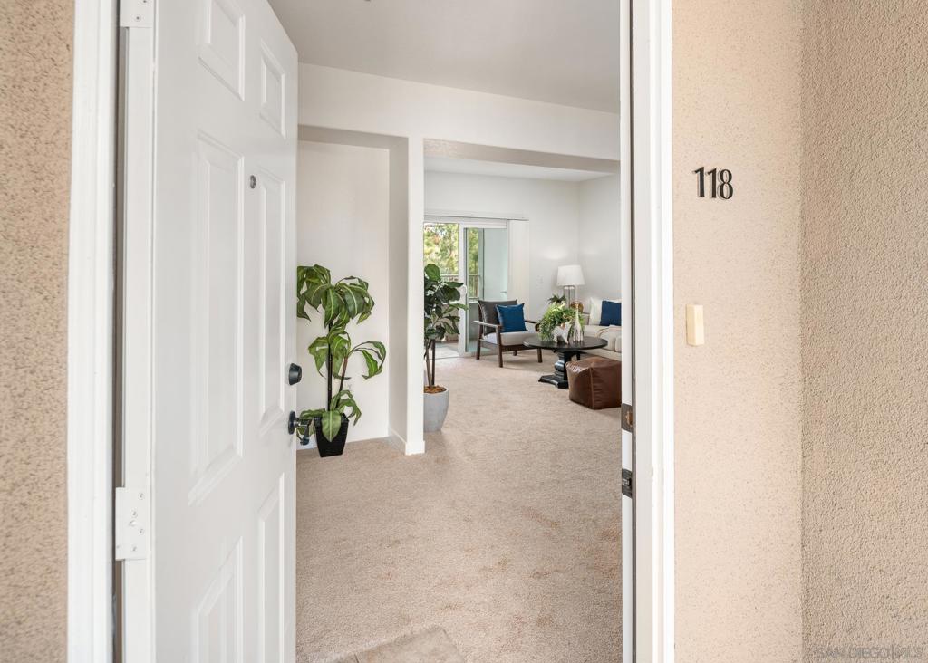 7671 Mission Gorge 118