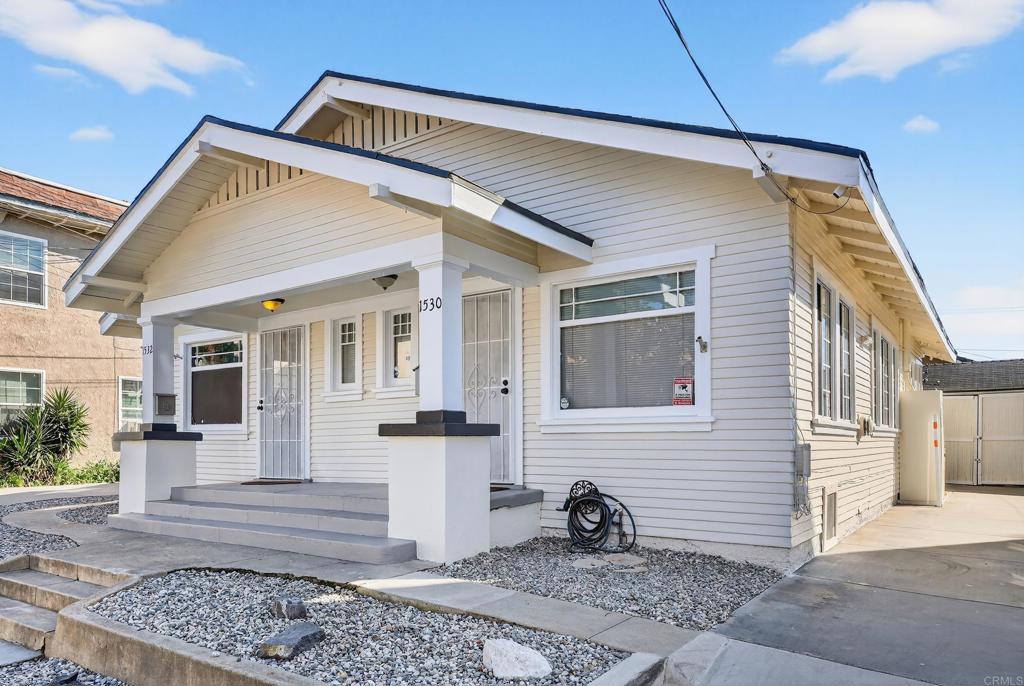 1530 E Appleton Street